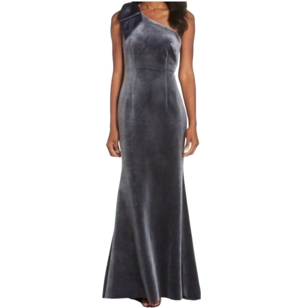 ELIZA J Asymmetric One Shoulder with Bow Sleeveless Mermaid Gown, Steel, Size 6